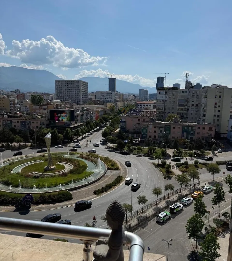 Noemi Apartment Tiran